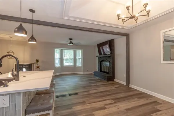 117 SW Chicago ST, Blue Springs, MO 64014