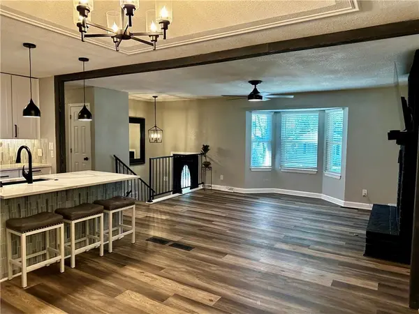 117 SW Chicago ST, Blue Springs, MO 64014