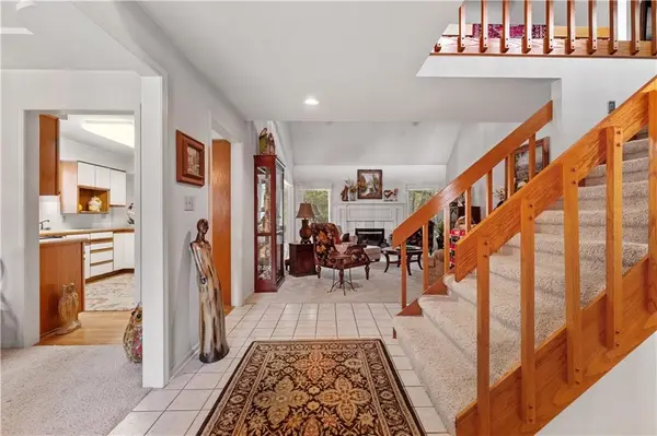 534 Edgewood DR, Warrensburg, MO 64093