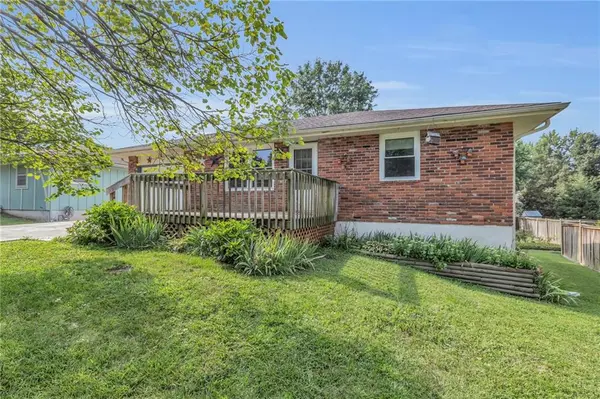 205 Brent RD, Belton, MO 64012