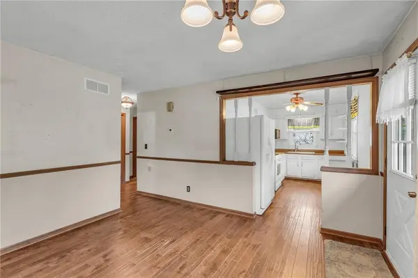 205 Brent RD, Belton, MO 64012