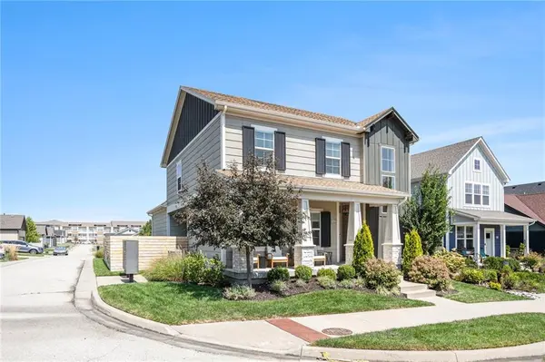 8806 NE 81 ST, Kansas City, MO 64158
