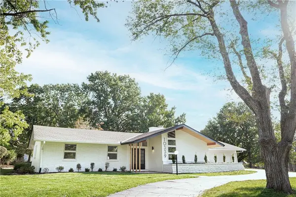 10339 High DR, Leawood, KS 66206