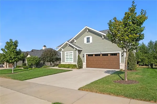 128 Bramble Bend CT,  Lawrence,  KS 66049