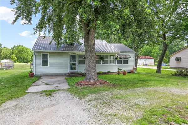 2720 N Michigan ST, Pittsburg, KS 66762