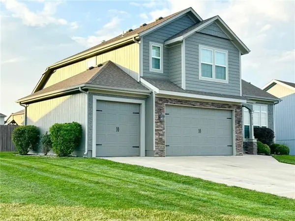 16714 Freeman DR, Basehor, KS 66007