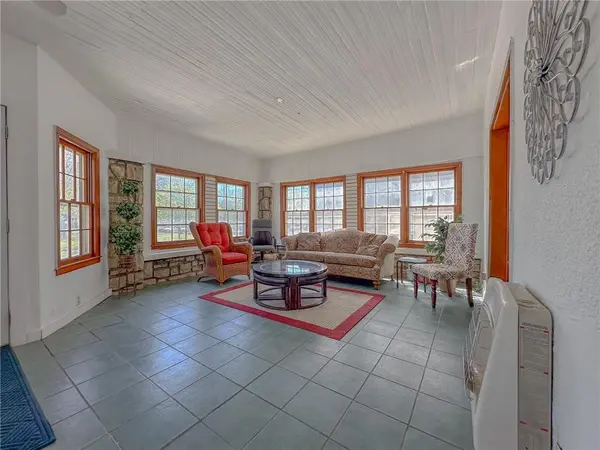 554 S Kansas City AVE, Excelsior Springs, MO 64024
