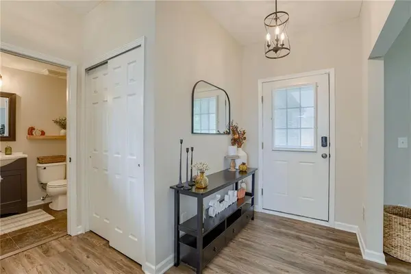 7915 N Lister AVE, Kansas City, MO 64119