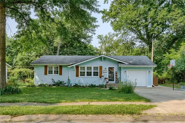 520 Belmont ST, Liberty, MO 64068