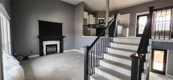 2380 NE Colonnade AVE, Blue Springs, MO 64014