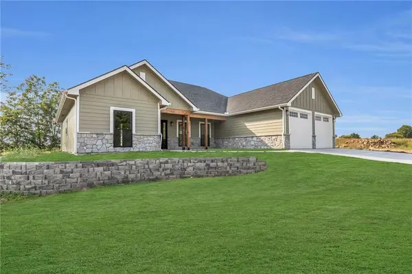 67 NW 247th RD, Clinton, MO 64735