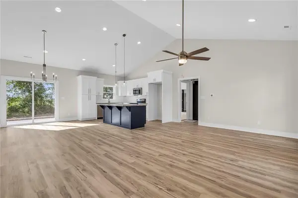 67 NW 247th RD, Clinton, MO 64735