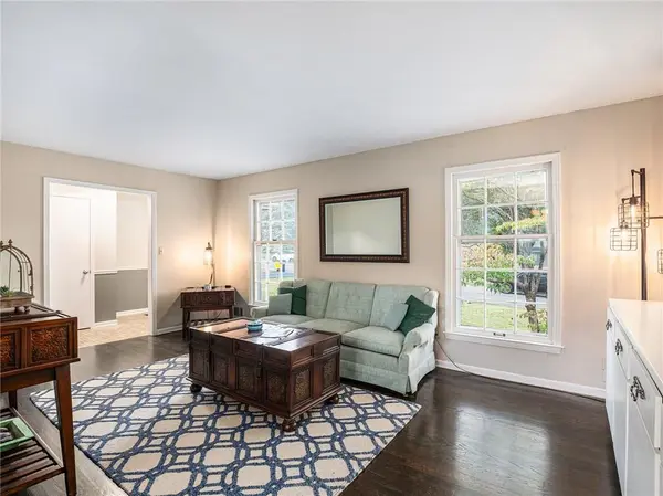 115 E 115th ST, Kansas City, MO 64114