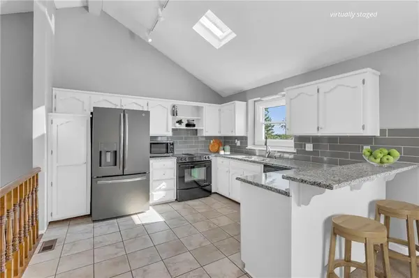 415 N Washington ST, Raymore, MO 64083