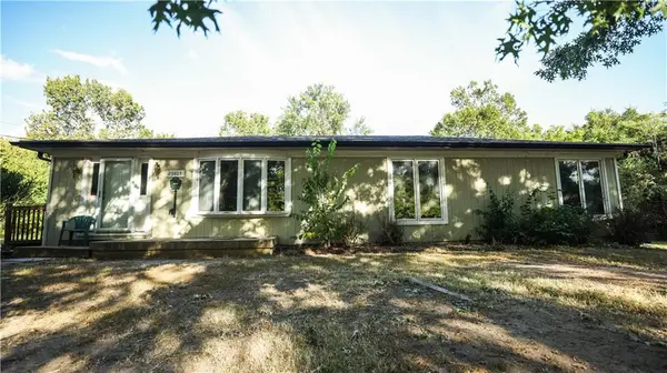 29405 E AA hwy HWY, Blue Springs, MO 64014