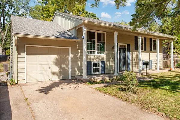 18506 E 6th ST #N, Independence, MO 64056