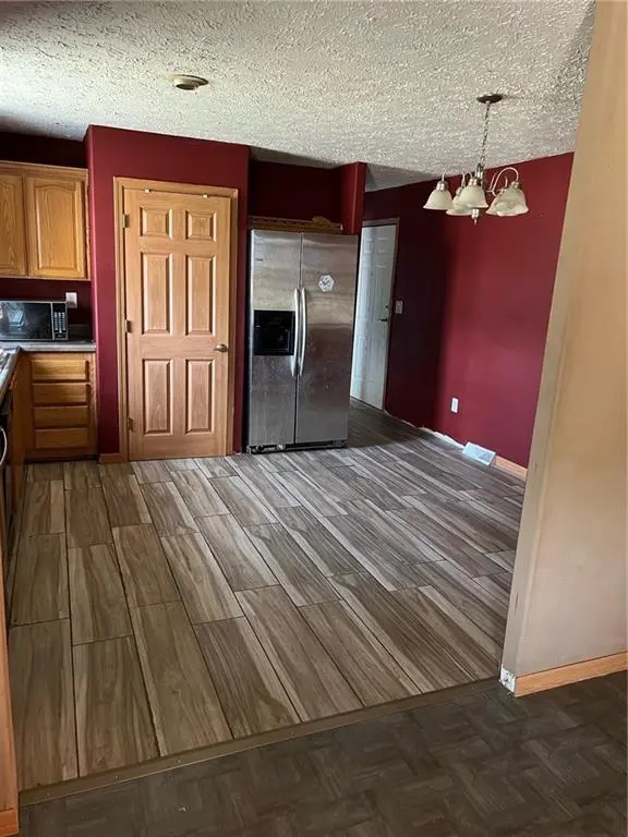 12035 S Main ST, Richards, MO 64778