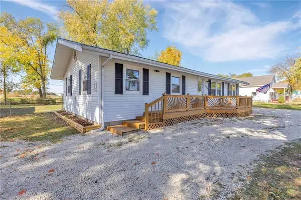 308 Lincoln ST, Hillsdale, KS 66071