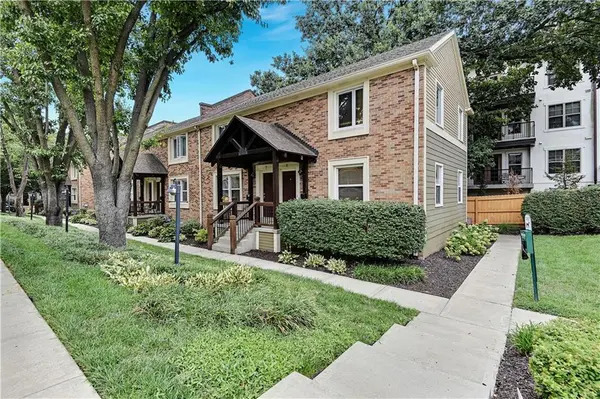 4536 Jefferson #8B ST, Kansas City, MO 64111