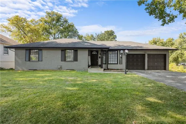 2930 S Hall RD, Independence, MO 64052