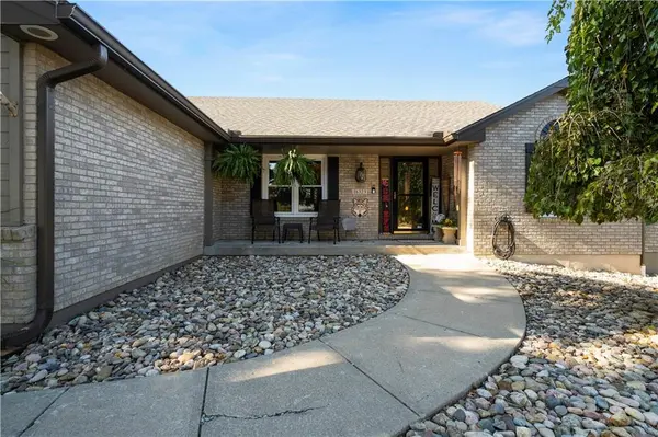 16323 Pine Crest DR, Kearney, MO 64060