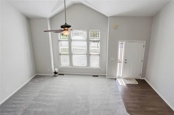 6302 NW 78th TER, Kansas City, MO 64151