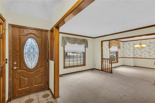 16101 W 145th TER Olathe, KS 66062