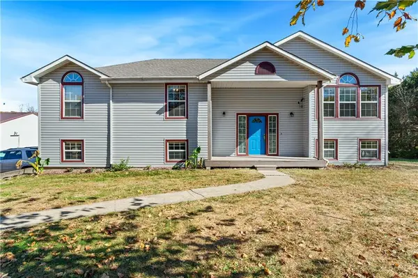 12911 S Al Gossett RD, Lone Jack, MO 64070