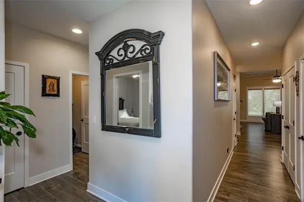 626 NW Walnut ST, Grain Valley, MO 64029