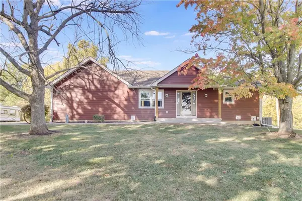 26718 S Grand River RD, Harrisonville, MO 64701