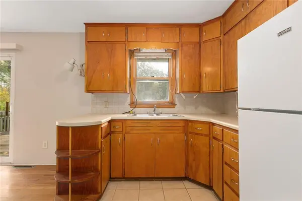 2931 S Hardy AVE, Independence, MO 64052