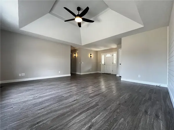 1251 E Amber DR, Oronogo, MO 64855