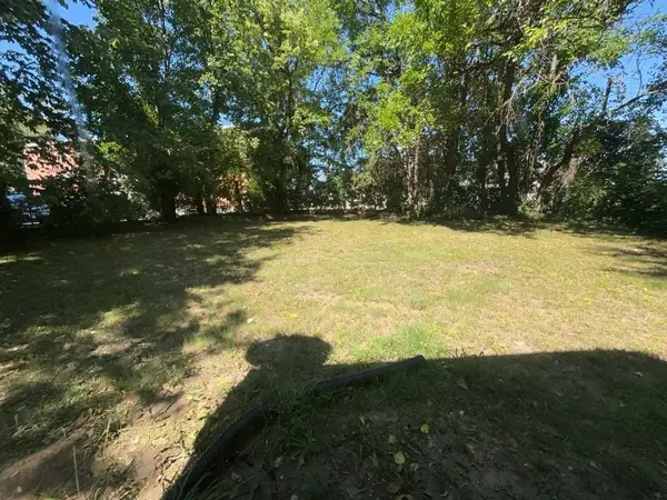 9416 E 64th ST, Raytown, MO 64133