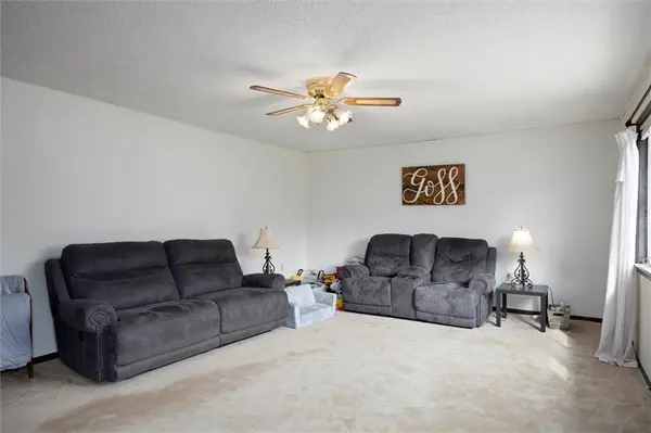 301 N Monroe ST, East Lynne, MO 64743
