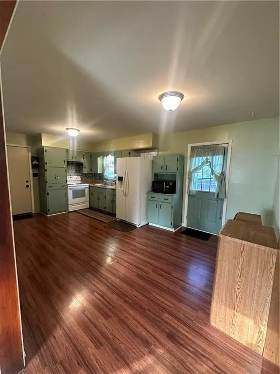 726 E Lexington ST, Richmond, MO 64085