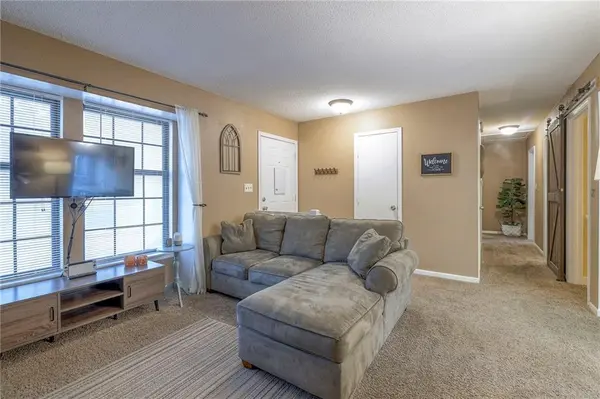 123 Brian AVE, Belton, MO 64012