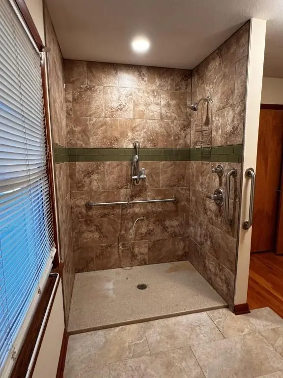 111 Western ST, Leavenworth, KS 66048