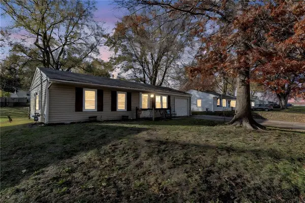1300 Indian LN, Independence, MO 64056