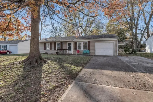 1300 Indian LN, Independence, MO 64056