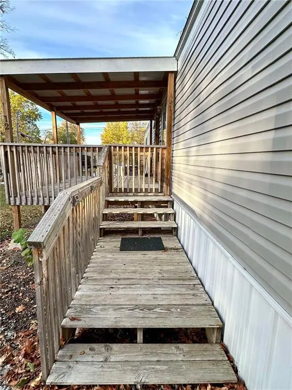 248th LN, Grove, OK 74344