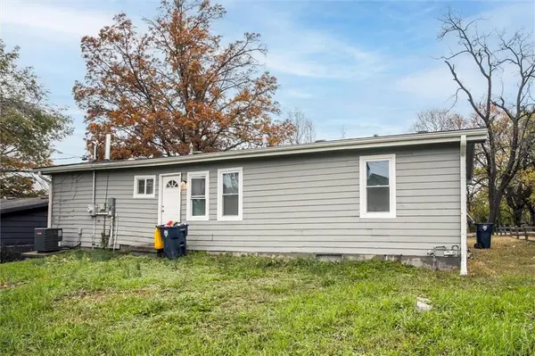 7509 E 85TH ST, Kansas City, MO 64138