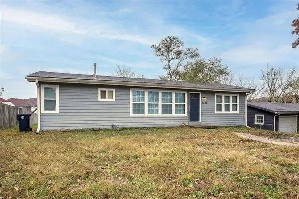 7509 E 85TH ST, Kansas City, MO 64138