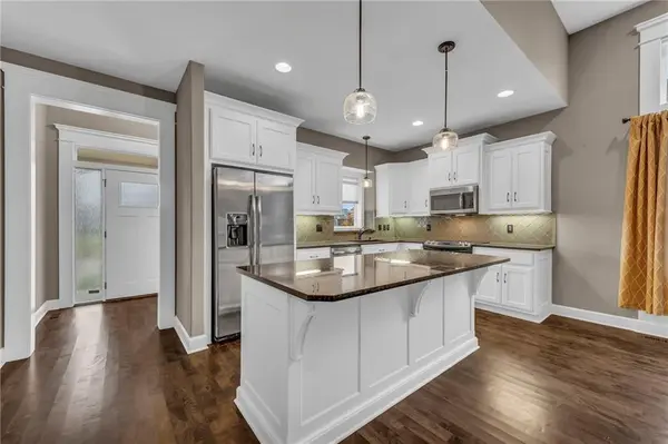 6014 NW 95th PL, Kansas City, MO 64154