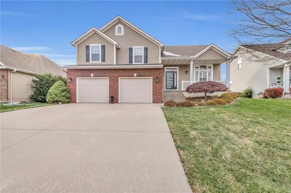 13040 Ridgeview DR, Platte City, MO 64079