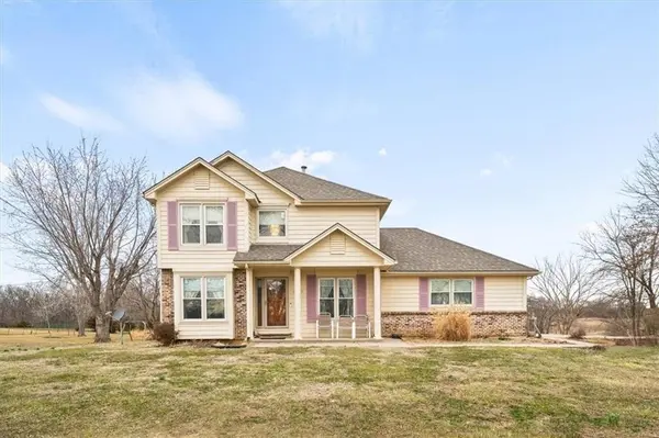 22590 Mcintyre RD, Leavenworth, KS 66048