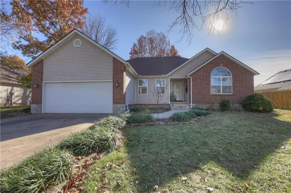 1066 Alexsandra CIR, Oronogo, MO 64855