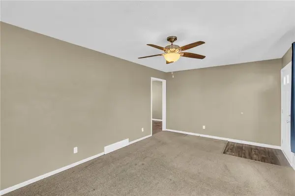 105 N Brent ST, Sugar Creek, MO 64054