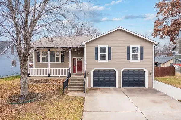 405 Carriage XING,  Lansing,  KS 66044