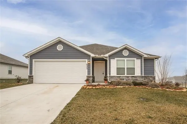 533 SE Laurel DR, Blue Springs, MO 64014
