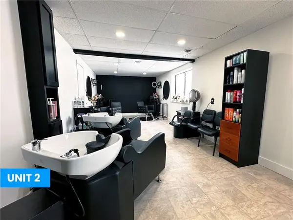 216 E 2nd ST, Bonner Springs, KS 66012